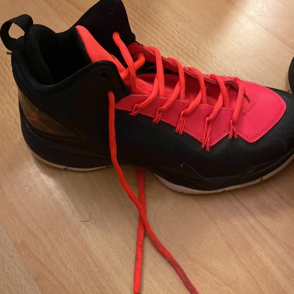 Jordan shoes - Picture 2 of 4